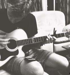 户外吉他视频欧美,悠扬旋律下的异域风情